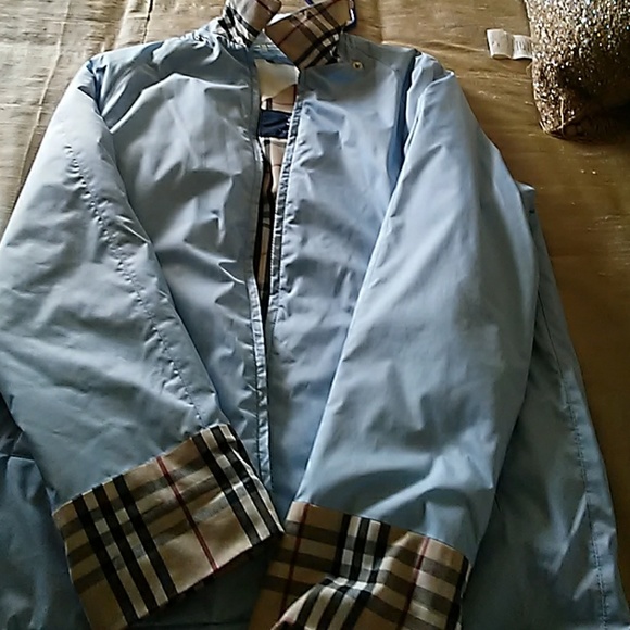 Burberry Coat - Picture 7 of 9